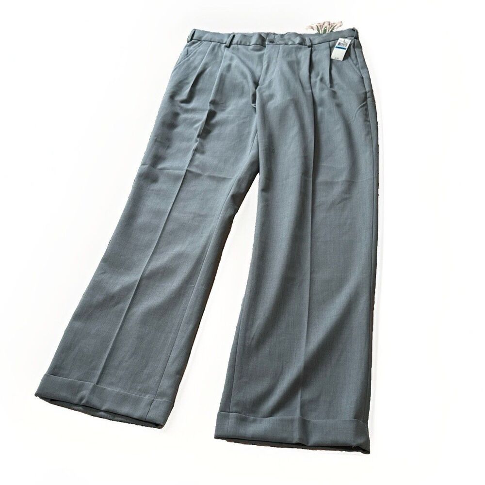 Van Heusen Travel Premium Men’s Straight Fit Dress Pants size 36 x 32 Gray